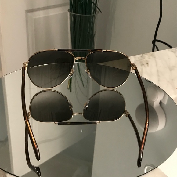 Authentic Gucci glasses - Picture 5 of 7